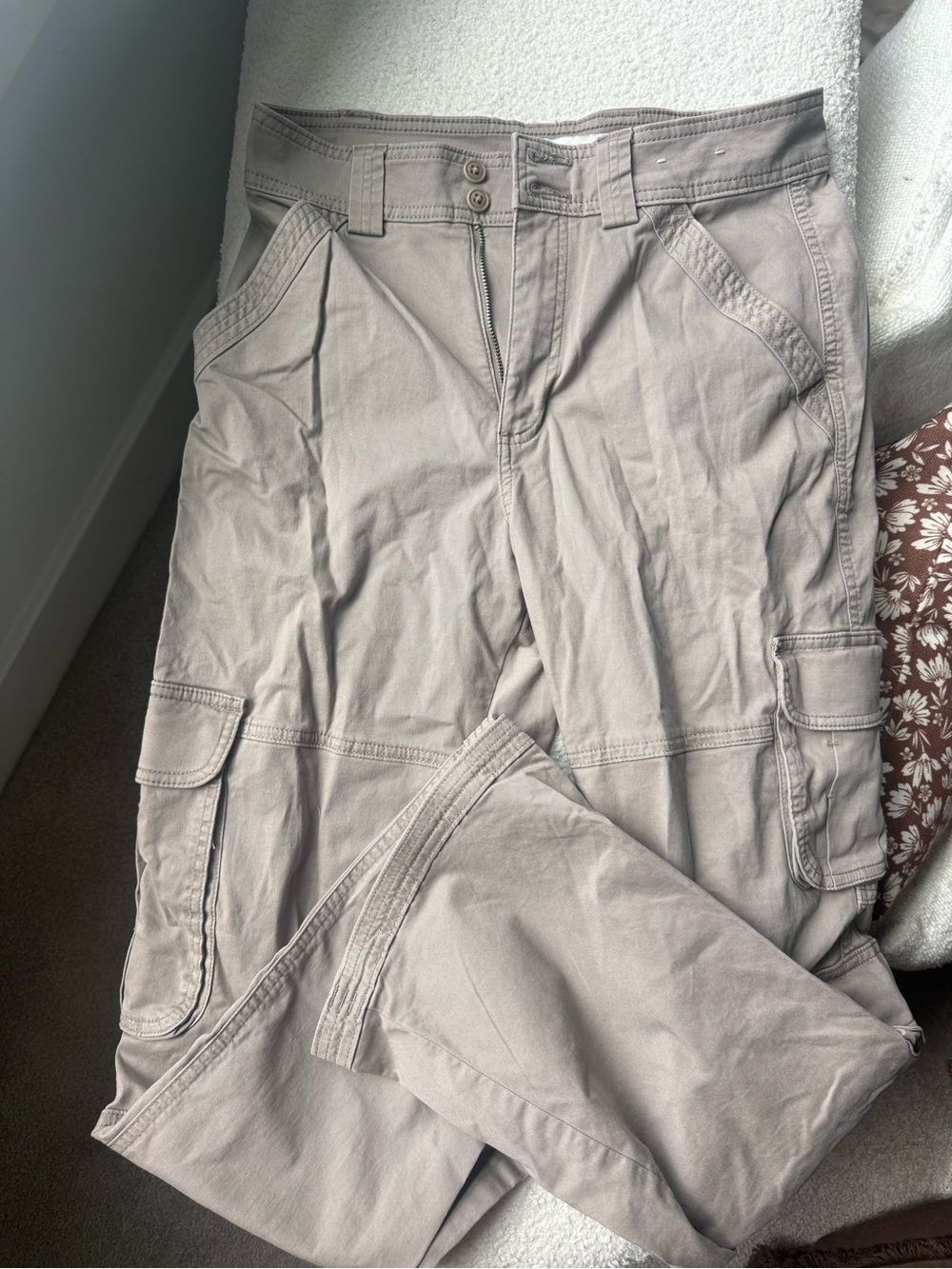 Cargo Pants in Light Taupe — Casual Utility Style
